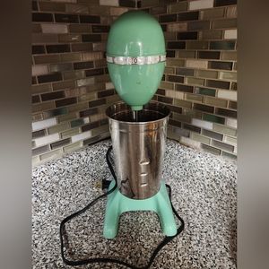 Hamilton Beach 65250 Classic DrinkMaster Malt Mixer with Cup Jade Green